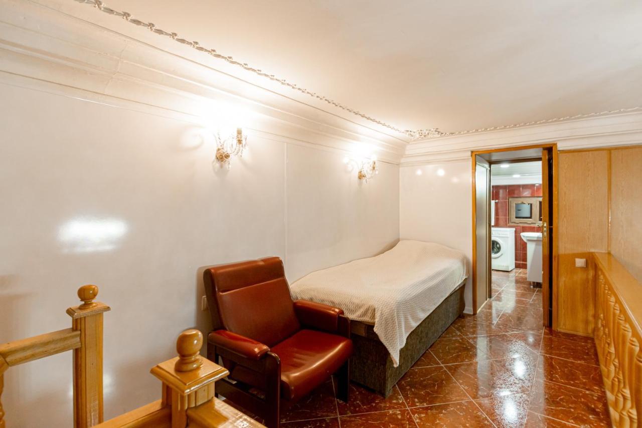 Rustaveli Downtown Aparthotel Tbilisi ภายนอก รูปภาพ