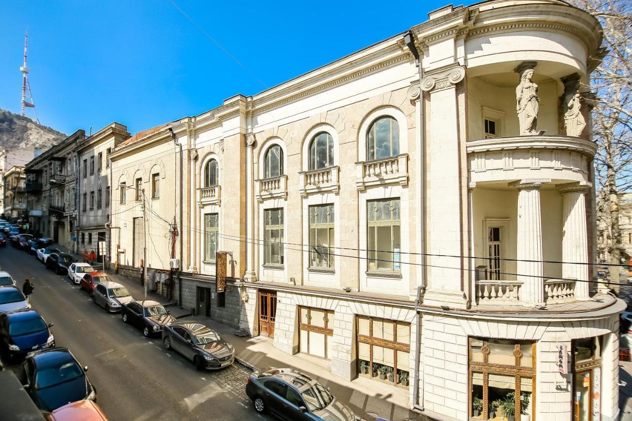 Rustaveli Downtown Aparthotel Tbilisi ภายนอก รูปภาพ